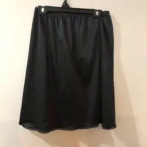 Vanity Fair half slip